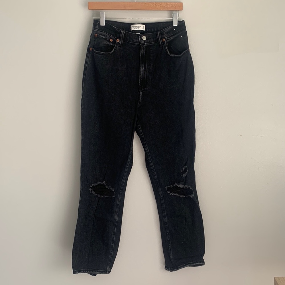 Abercrombie & Fitch Black High-Rise Distressed Straight Jeans